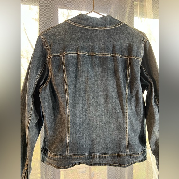 NY Jeans-New York & Co. cute distressed jeans jacket. Size L - Picture 8 of 9